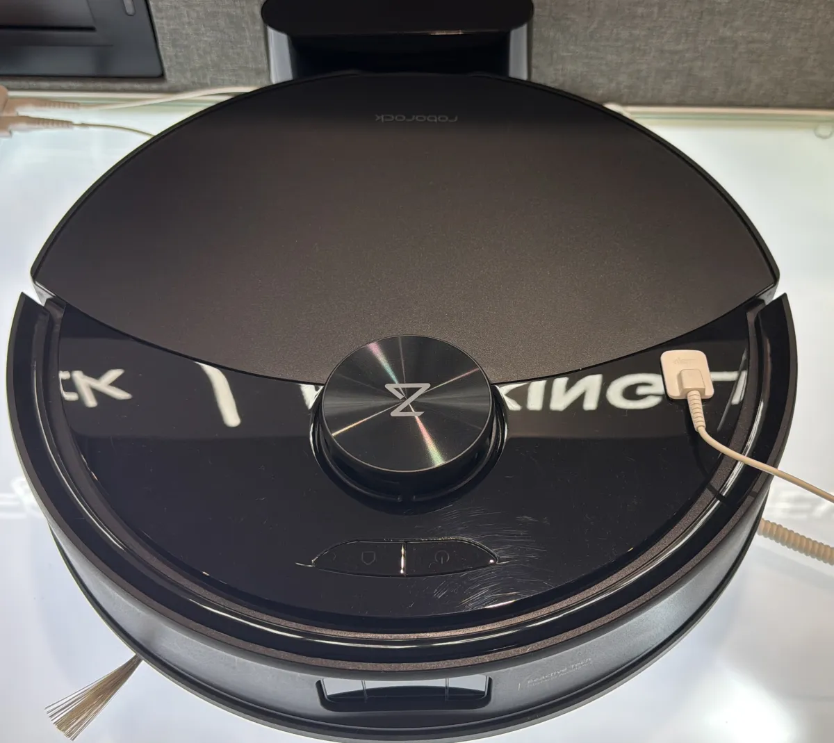 Roborock Q10 VF — hands-on photo 2