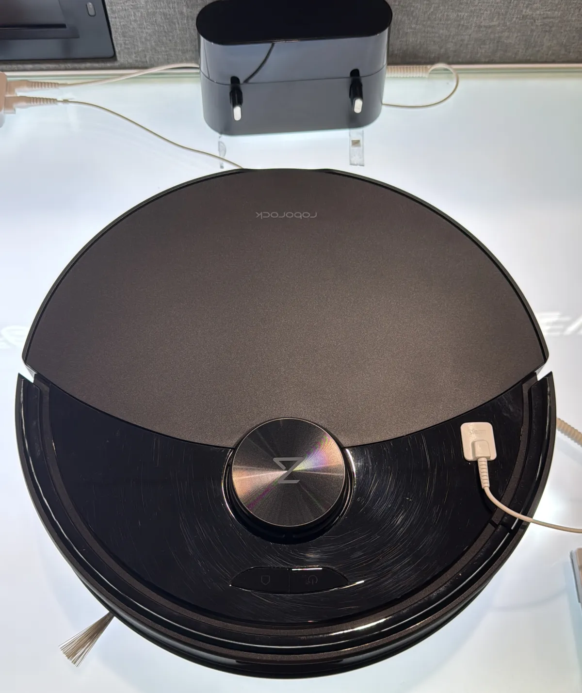 Roborock Q10 VF — hands-on photo 3