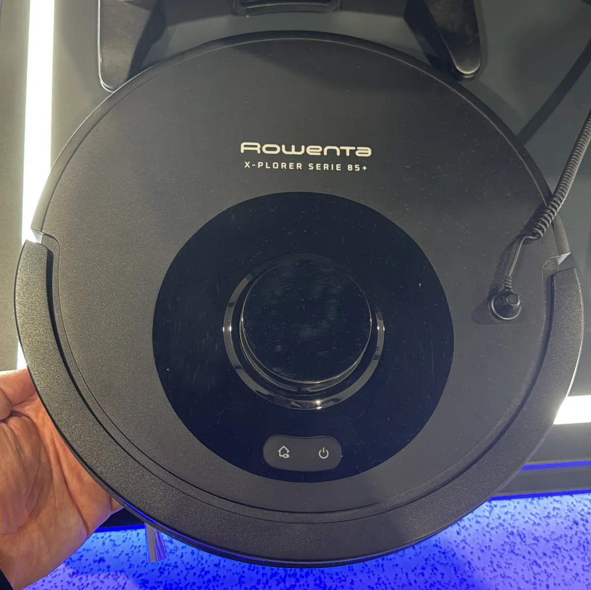 Rowenta X-plorer Serie 85+ — hands-on photo 4