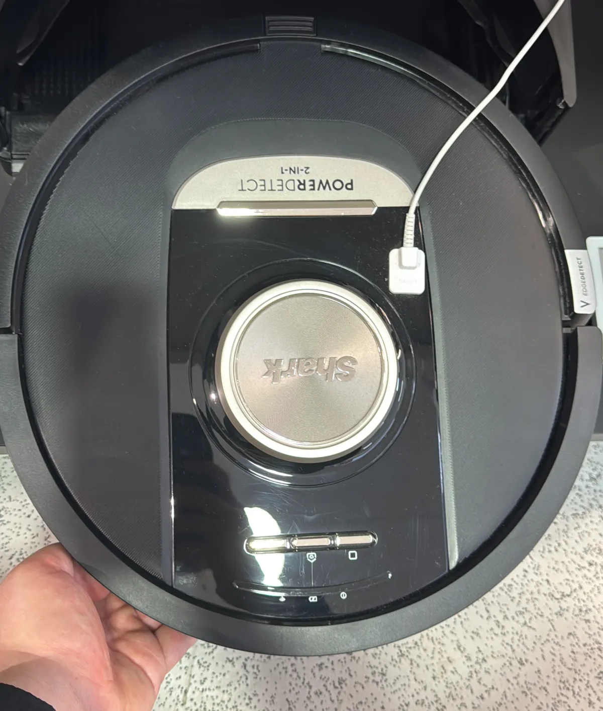 Shark PowerDetect 2-in-1 Robot Vacuum & Mop — hands-on photo 1