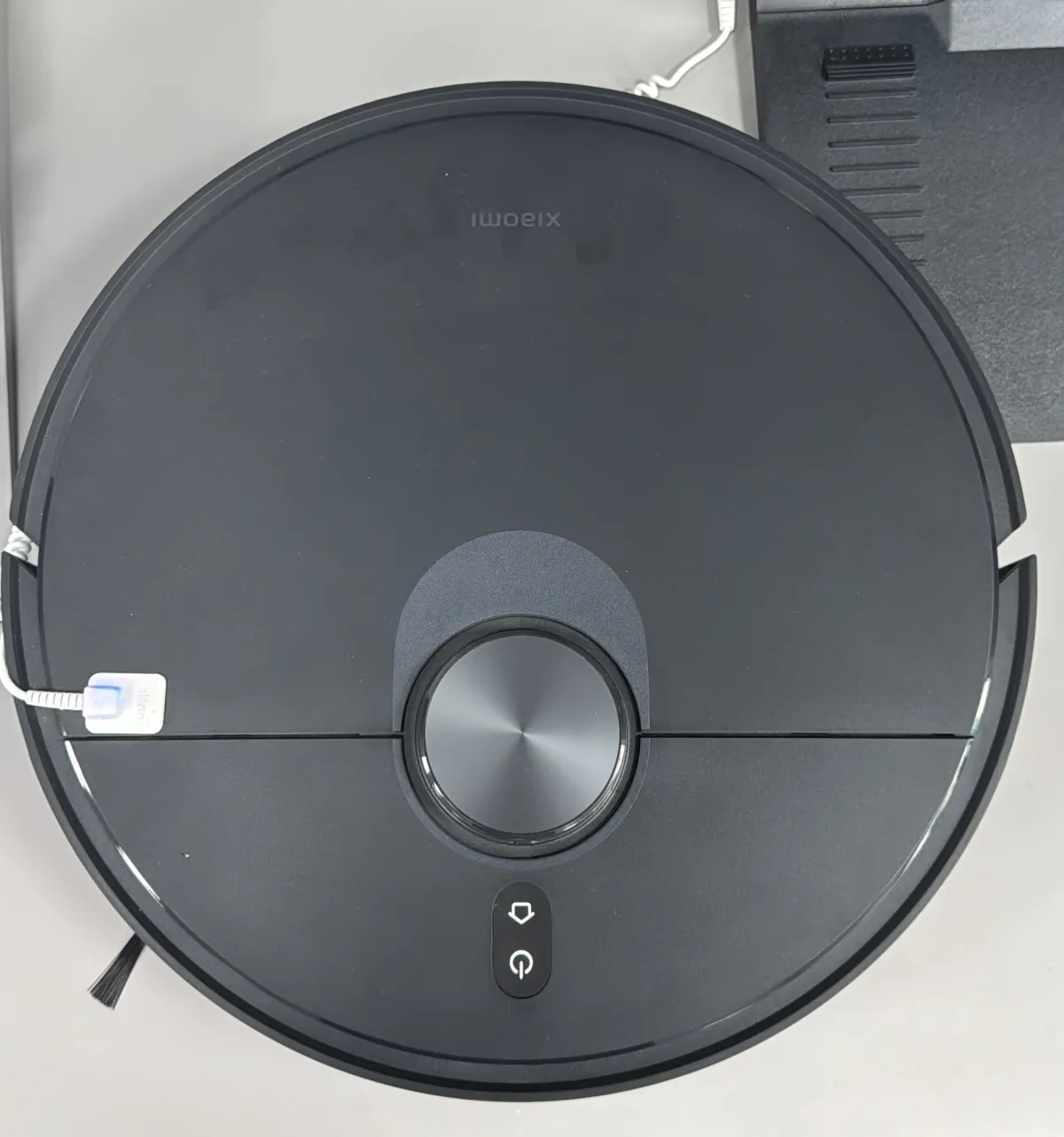 Xiaomi Robot Vacuum X20 Max — hands-on photo 1