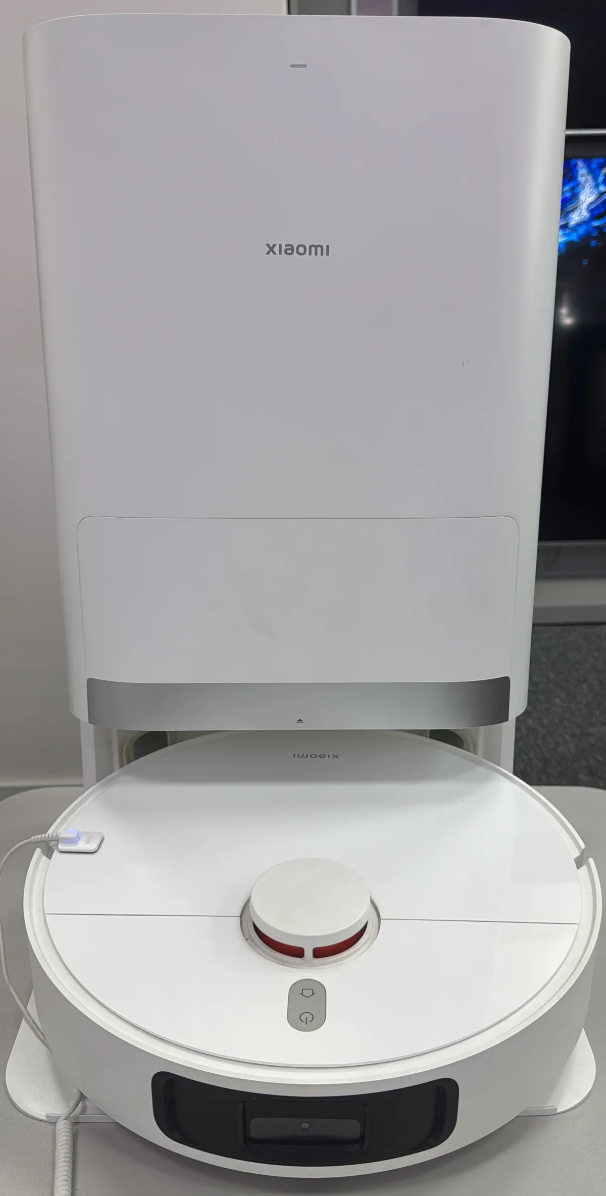 Xiaomi Robot Vacuum X20+ — hands-on photo 1