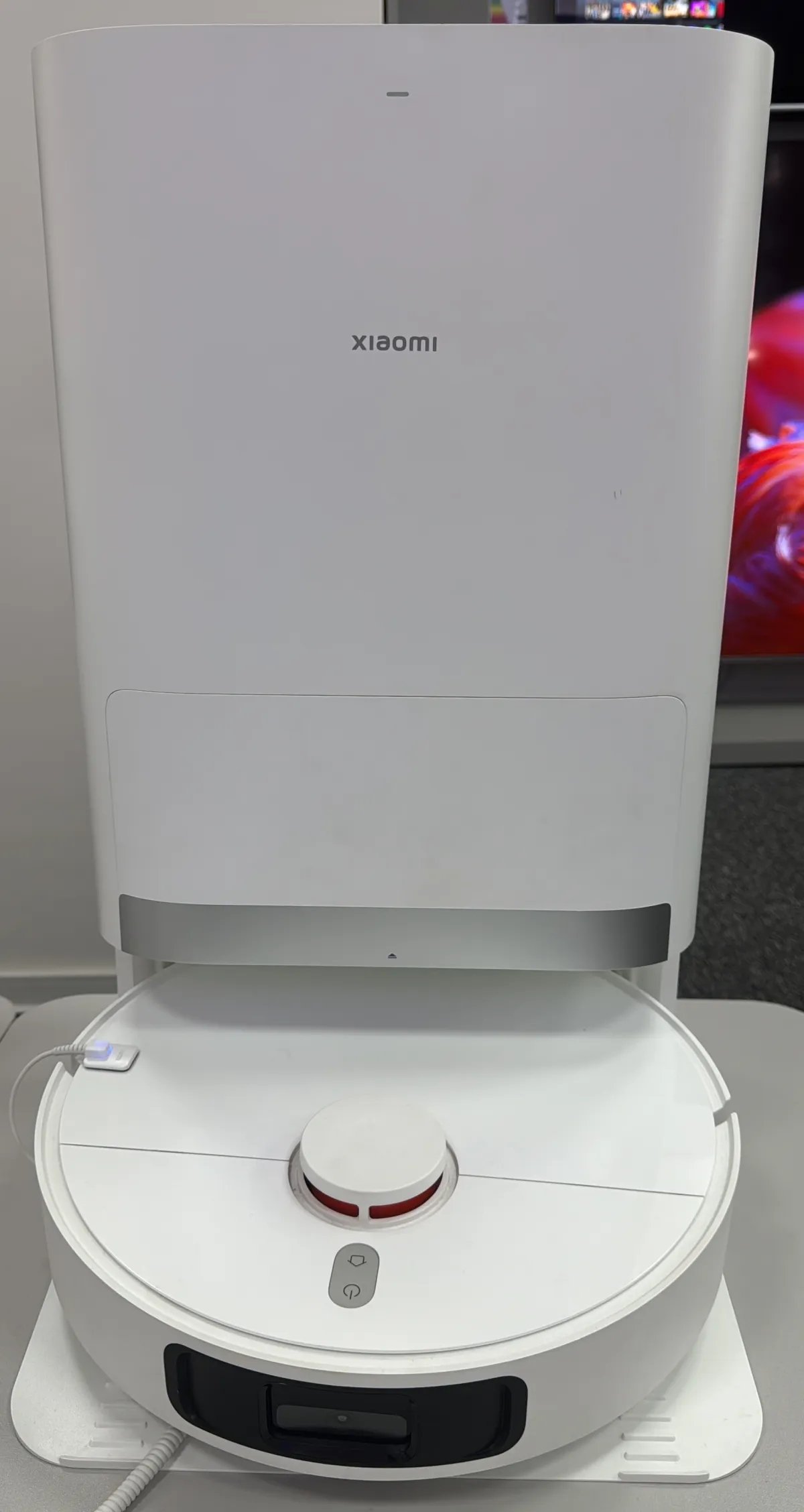 Xiaomi Robot Vacuum X20+ — hands-on photo 2