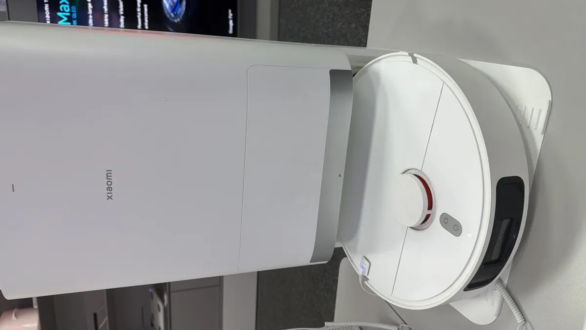 Xiaomi Robot Vacuum X20+ — hands-on photo 4
